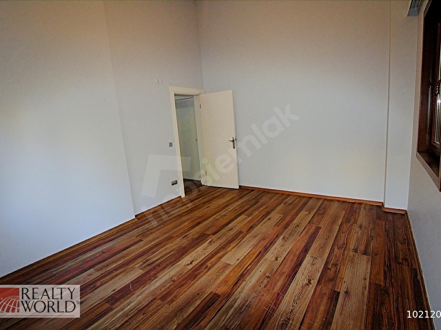 Kiralık Tripleks Villa-Pendik Çamlık Mimoza Sitesi-Büyük Bahçeli - Görsel 23