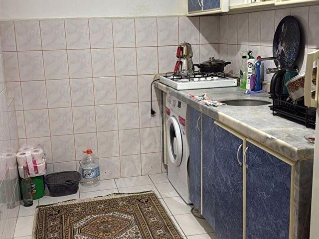 BOZYAZI ÇARŞI MERKEZDE CADDE CEPHELİ EŞYALI 1+1 SATILIK DAİRE