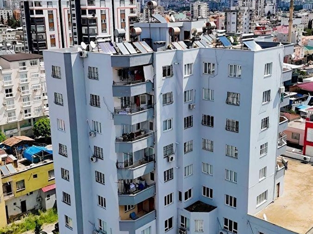 KOZAN DİVAN EMLAKTAN MERKEZDE KAPALI MUTFAK 3+1