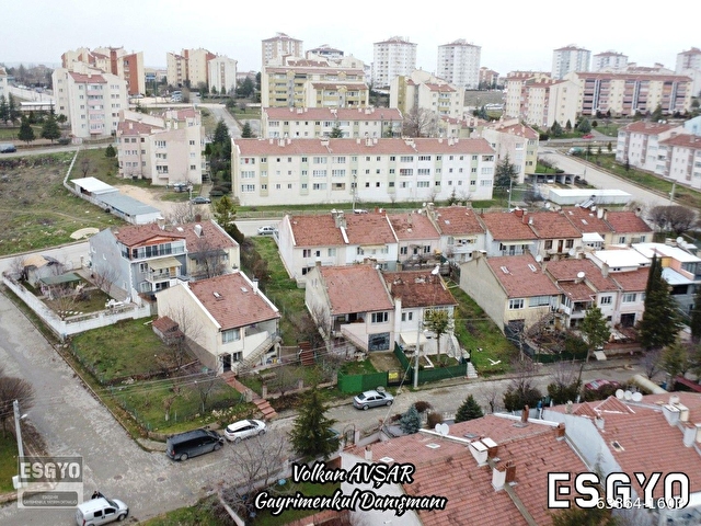 ESGYODAN 301 m² ARSA ÜZERİNDE KAPALI GARAJLI 2 KATLI MÜSTAKİL - Görsel 4