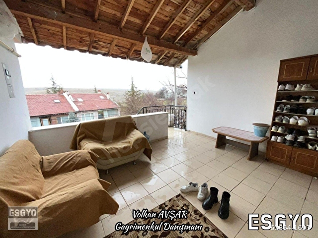 ESGYODAN 301 m² ARSA ÜZERİNDE KAPALI GARAJLI 2 KATLI MÜSTAKİL - Görsel 9