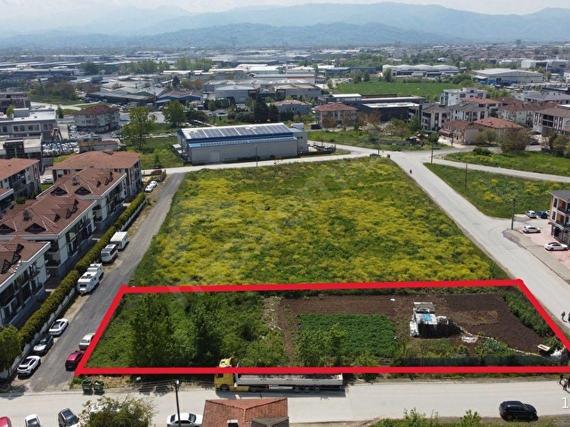 SAKARYA ERENLER MAHALLESİNDE PREMİUM 1744 M2 TİCARİ ARSA FIRSATI - Görsel 2