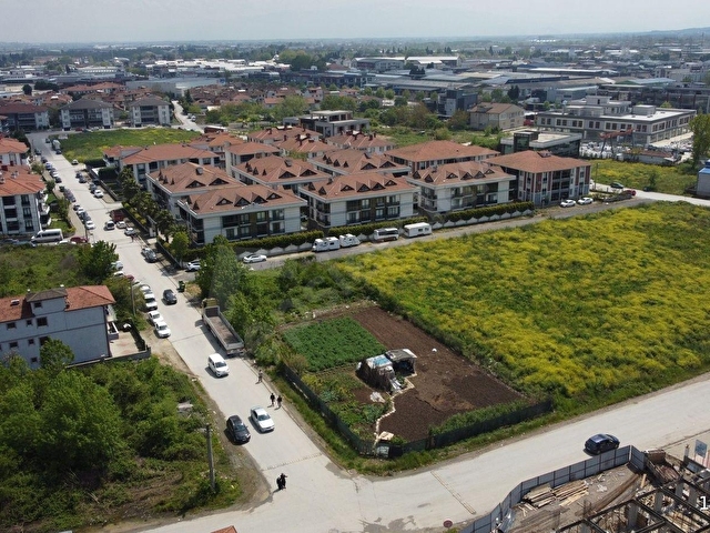 SAKARYA ERENLER MAHALLESİNDE PREMİUM 1744 M2 TİCARİ ARSA FIRSATI - Görsel 26