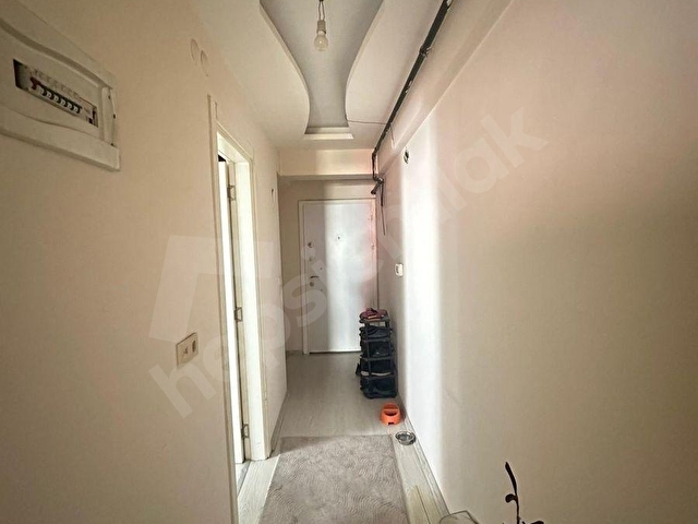 ÇÖZÜM EMLAKTAN MURADİYE İSTASYON BÖLGESİ 1+1 ARA KAT DAİRE - Görsel 6