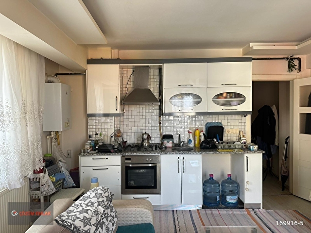 ÇÖZÜM EMLAKTAN MURADİYE İSTASYON BÖLGESİ 1+1 ARA KAT DAİRE - Görsel 4