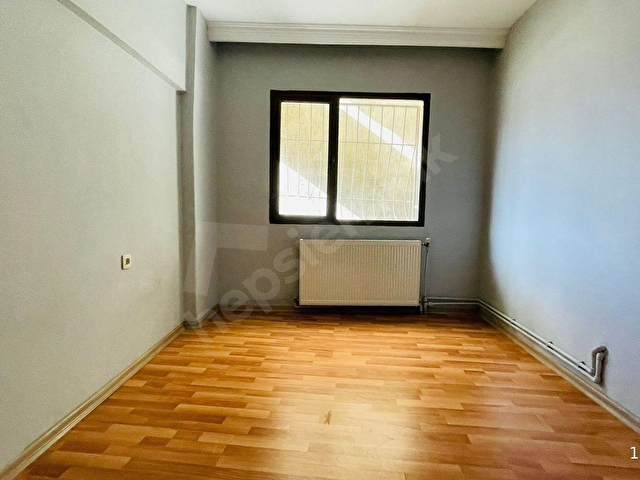 Doğanayda Köşe Konumda Asansörlü Otoparklı 3+1 Daire - Görsel 26