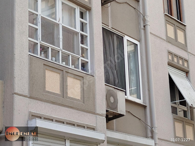ATAKÖY 7/8KISIM GAZİ SİTESİNDE 3+1 ARA KAT