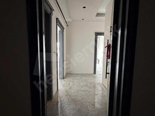 ERCİŞTE VANYOLU MAHALLESİNDE SATILIK 2+1 SIFIR DAİRE - Görsel 2