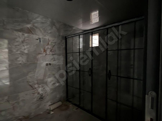 ERCİŞTE VANYOLU MAHALLESİNDE SATILIK 2+1 SIFIR DAİRE - Görsel 23