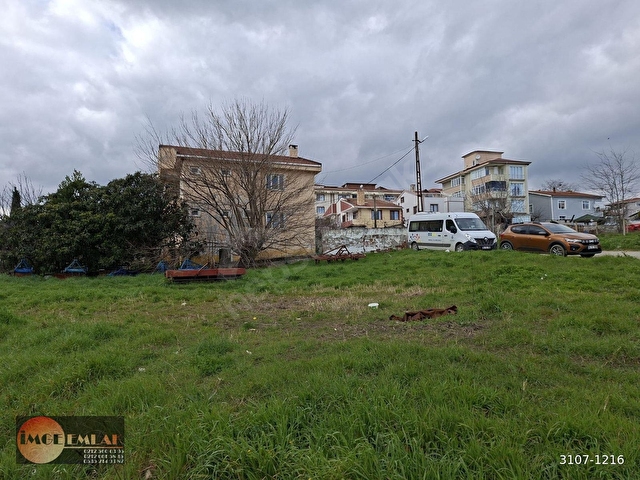 SİLİVRİ GÜMÜŞYAKADA 869m2 4 KAT ÇATI DUBLEKS İMARLI 29000000 TL.