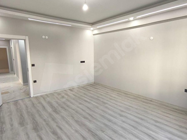 VEZİREV EMLAKTAN SULUOVA YENİ MAH. 135M2 FIRSAT DAİRE - Görsel 10