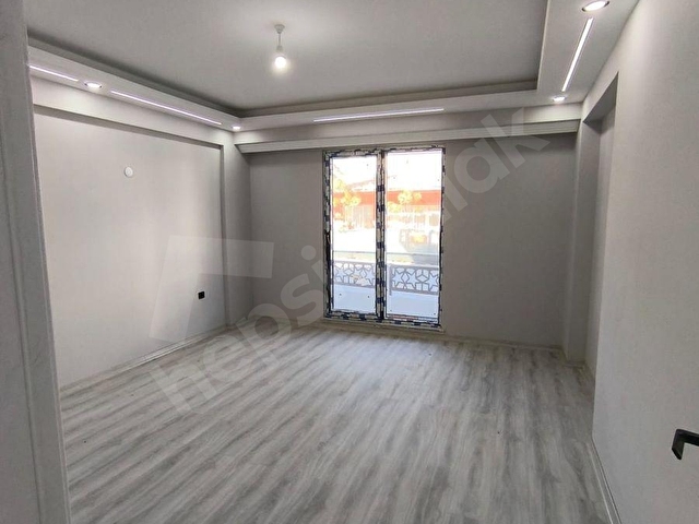VEZİREV EMLAKTAN SULUOVA YENİ MAH. 135M2 FIRSAT DAİRE - Görsel 9