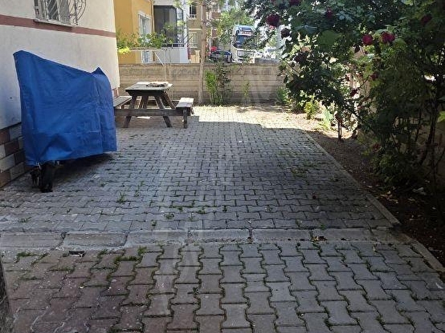 HOCA AHMET YESEVİ MAH 150M²İÇİ FULL YENİ YAPILI ALMANCI DAİRESİ - Görsel 8