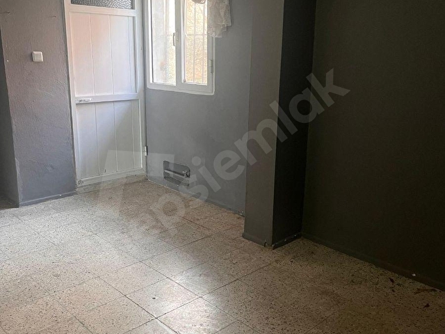 OLCAYTODAN CADDE ÜZERİNDE , DENİZE YAKIN , TOPLU ULAŞIMA YAKIN DÜKKAN - Görsel 13