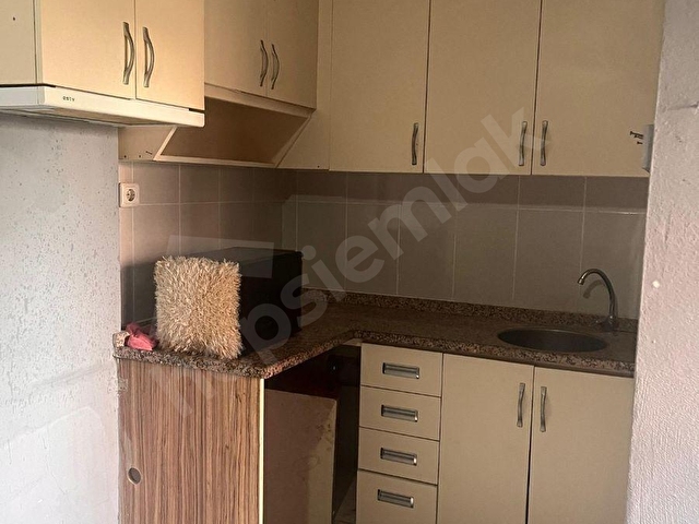 OLCAYTODAN CADDE ÜZERİNDE , DENİZE YAKIN , TOPLU ULAŞIMA YAKIN DÜKKAN - Görsel 8