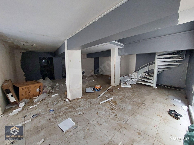 ÇARŞININ EN İŞLEK NOKTASINDA 3 KATLI 325m2 DÜKKAN - Görsel 5