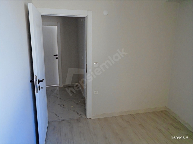 ALTINŞEHİR MEYDANDA YENİ BİNADA KREDİYE UYGUN ARAKAT SIFIR 2+1. - Görsel 16