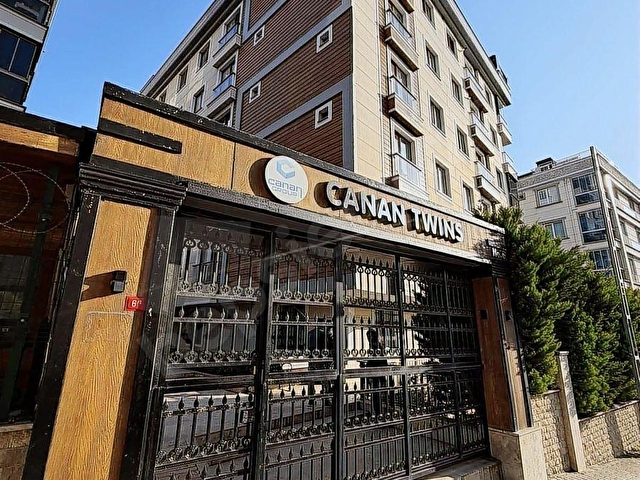 BEYLİKDÜZÜ CANAN TWİNS EVLERİ 4+2 220M2 DUBLEKS TERASLI DAİRE