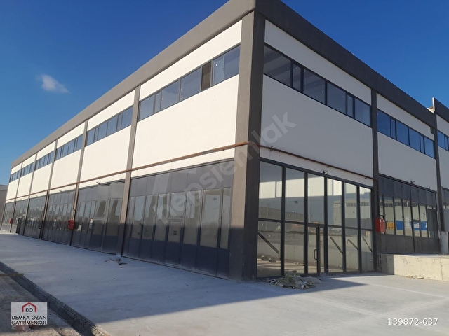 DEMKA OZANdan 600 Evlerde Satılık 200m² Sanayi Dükkanı