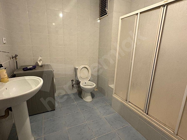 Mecidiyeköy’de cadde üzeri full eşyalı oldukça geniş ve kullanışlı - Görsel 5