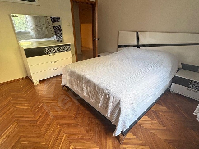 Mecidiyeköy’de cadde üzeri full eşyalı oldukça geniş ve kullanışlı - Görsel 12
