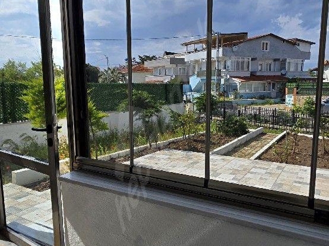 AVŞA ADASI PTT MEVKİİ BÜYÜK BAHÇELİ TERASLI DENİZE 200METRE 1+1 FİYAT DÜŞTÜ - Görsel 4