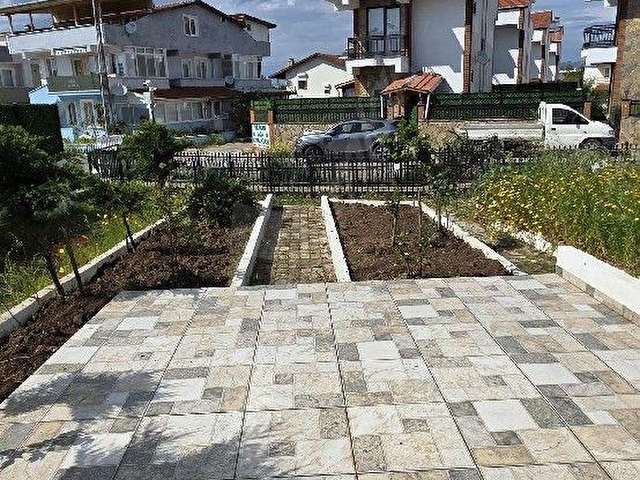 AVŞA ADASI PTT MEVKİİ BÜYÜK BAHÇELİ TERASLI DENİZE 200METRE 1+1 FİYAT DÜŞTÜ - Görsel 5