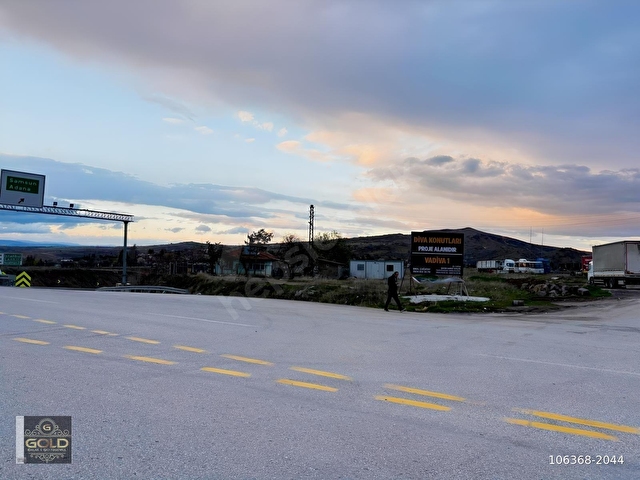 KARAPÜRÇEKTE ÇOK KATLIDA SATILIK 400 METRE DİŞ HASTANESİ YANI - Görsel 3