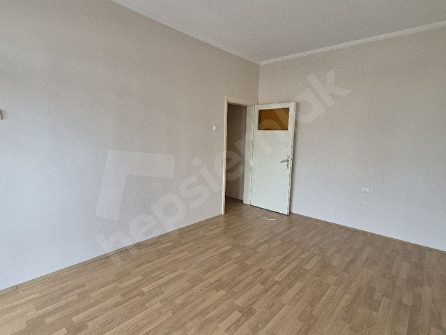 ESKİŞEHİRİN KALBİNDE 4+1 TEMİZ DAİRE - Görsel 16