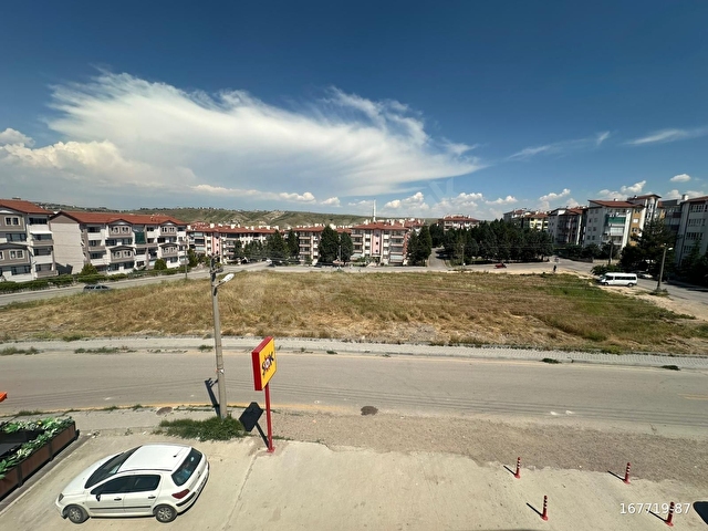 BEYPAZARI TANRIVERDİ PLAZADA TERASLI ÇİFT CEPHELİ KİRALIK DÜKKAN - Görsel 6