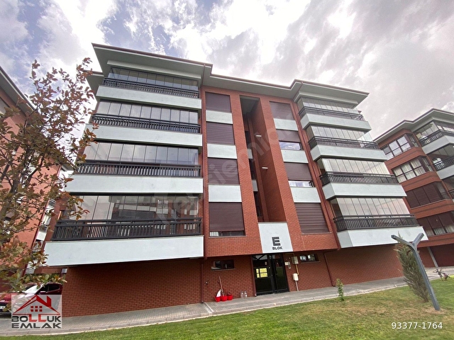 KIZILYERDE SİTE İÇERİSİNDE 4+1 220 M2 ASANSÖRLÜ LÜKS DAİRE