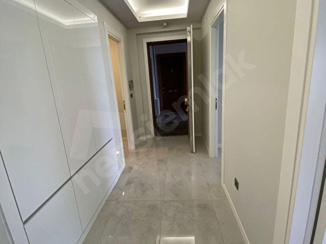 KIZILYERDE SİTE İÇERİSİNDE 4+1 220 M2 ASANSÖRLÜ LÜKS DAİRE - Görsel 17