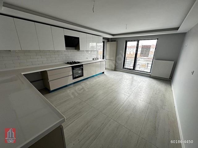 REKORDAN KURTULUŞ TAŞKENT SOKAKTA SIFIR PROJEDE 4+1 DUBLEX OTOPARKLI FULL YAPILI KOMBİLİ