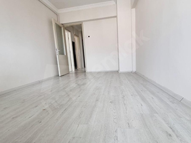 YILDIZTEPE MAH.DE ÇARŞIYA YAKIN DOĞALGAZLI 3+1 SATILIK DAİRE - Görsel 11