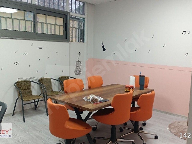 Bayraklı Mansuroğlun da Devren Kiralık Eğitim Kurumu - Görsel 11