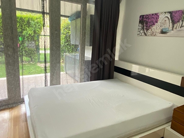 ATAKENT BOSPHORUS CİTY DE FULL EŞYALI KİRALIK 1+1 BAHÇE KATI - Görsel 13
