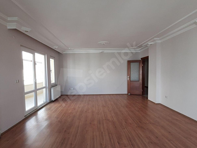 AYIN FIRSATI! LÜLEBURGAZ ÇARŞI MERKEZİNE YAKIN 3+1 SATILIK DAİRE - Görsel 18