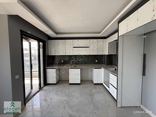 alaçatı İNCEK BULVAR CEPHELİ/133 m² BUTİK SİTE SIFIR 3+1 DAİRE - Görsel 4