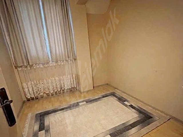 ZÜBEYDE HANIM MAHLLESİNDE SATILIK 2+1 90 M2 BAHÇE KAT - Görsel 7