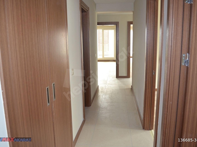 CEM YILMAZ dan RESİM İSTANBUL SİTESİ KİRALIK 187 M2 DAİRE - Görsel 14