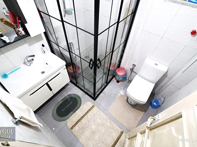 💥TEK YETKİLİ AYGÜLDEN💥AKÇAYDA💥DENİZE 100 MT MÜSTAKİL TADINDA BAHÇE KULLANIMLI 2+1 SATILIK DAİRE - Görsel 28