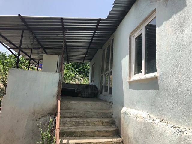 bayramic kazdagi gedik koyunde 378 m2 arsa icinde mustakil ev 109580 250 hurriyet emlak