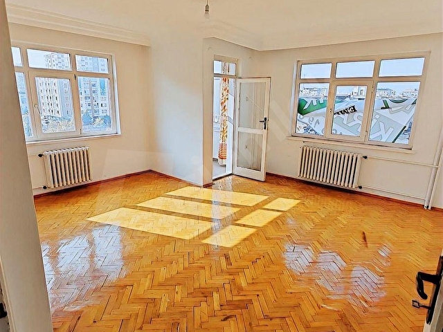 Mükemmel Konumda Geniş ve Ferah Kiralık Daire - Görsel 11