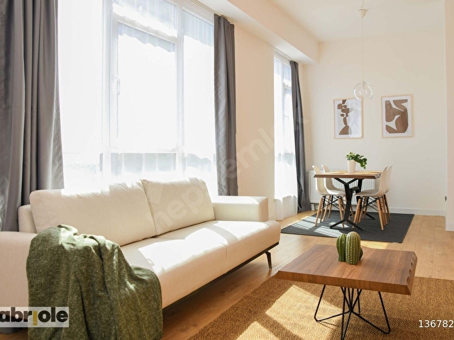 Kadıköy Metrobüs yanı manzaralı 2+1 Full eşyalı daire