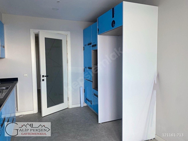 Trabzon Yomra Sancakta Deniz Manzaralı, Site İçinde 3+1 Lüks Sıfır Daire 170 m² - Görsel 9