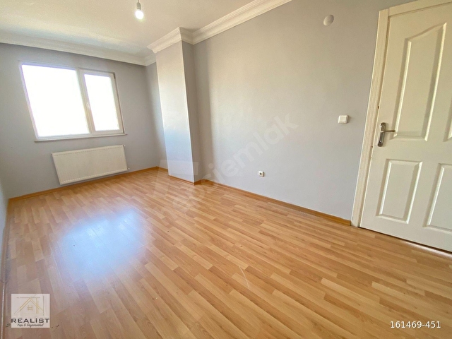 MARMARAY YAKINI ÇİFT AİLEYE UYGUN CADDE ÜZERİ 5+1 DUBLEKS DAİRE - Görsel 12