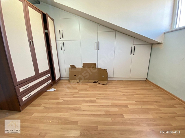 MARMARAY YAKINI ÇİFT AİLEYE UYGUN CADDE ÜZERİ 5+1 DUBLEKS DAİRE - Görsel 22