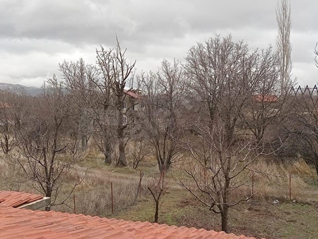 ISPARTA YAKAÖREN KÖYÜNDE SATILIK 461 M2. BAHÇE - Görsel 6