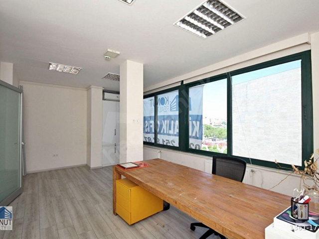 KONUT REALTY | Gümüşsuyunda AKM yanı 150 m² Kiralık Ofis - Görsel 7