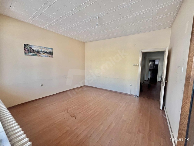 GÜZELYALIDA E-5 MARMARAYA YAKIN 3+1 180 M2 KİRALIK ARAKAT - Görsel 9
